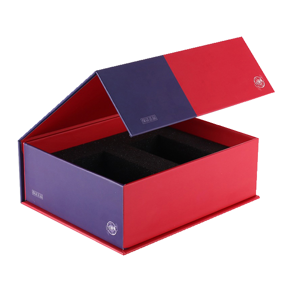 Rigid Boxes With Magnetic Closure